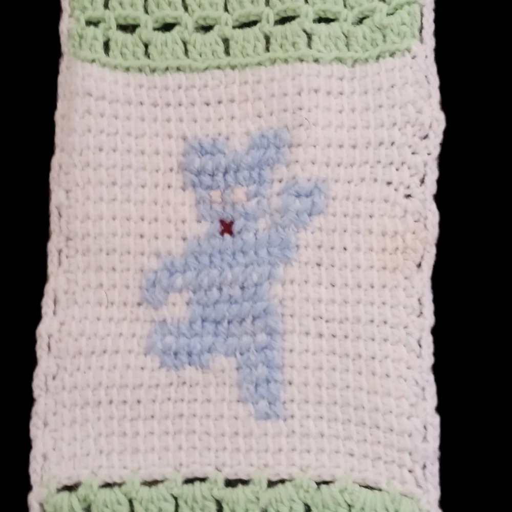 VINTAGE CROCHETED NEEDLEWORK SCARF